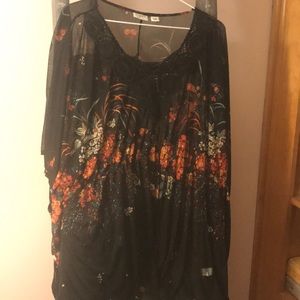 3/$20 Shear Cato babydoll style blouse